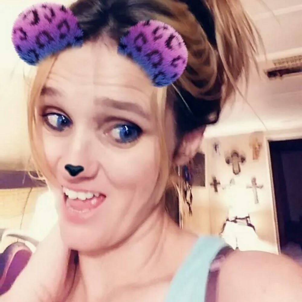 Meet your Posher, Daneyell